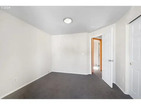 3032 SE Tumblestone Drive Hillsboro OR 97123