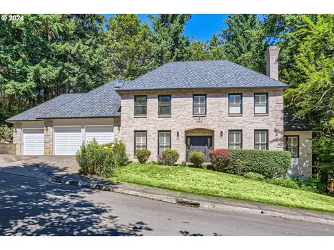 16610 Woodsman Court Lake Oswego OR 97034