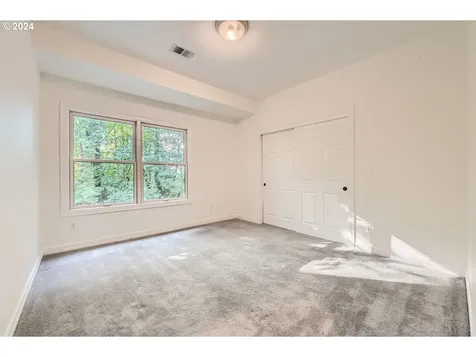 16610 Woodsman Court Lake Oswego OR 97034