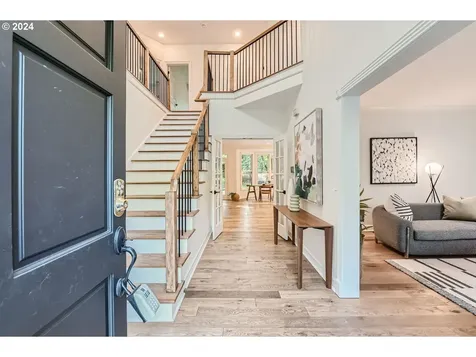 16610 Woodsman Court Lake Oswego OR 97034