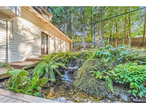 16610 Woodsman Court Lake Oswego OR 97034