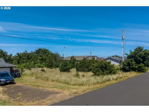 1306 NW Parker Avenue Waldport OR 97394
