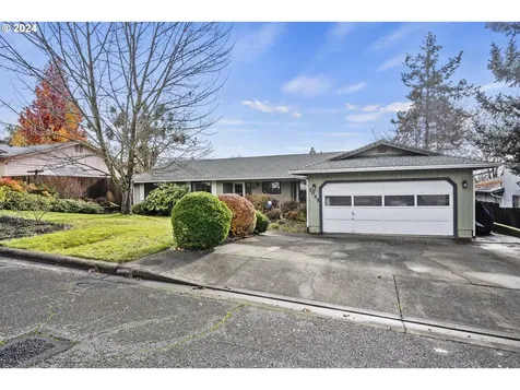 1045 NE Pepperwood Drive Grants Pass OR 97526