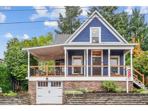 4815 SE Taylor Street Portland OR 97215