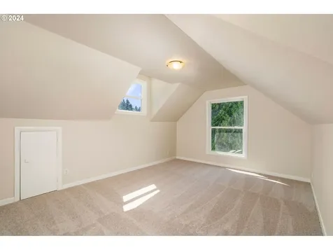 18531 S Upper Highland Road Beavercreek OR 97004