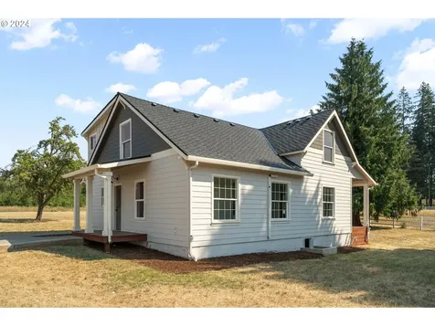 18531 S Upper Highland Road Beavercreek OR 97004