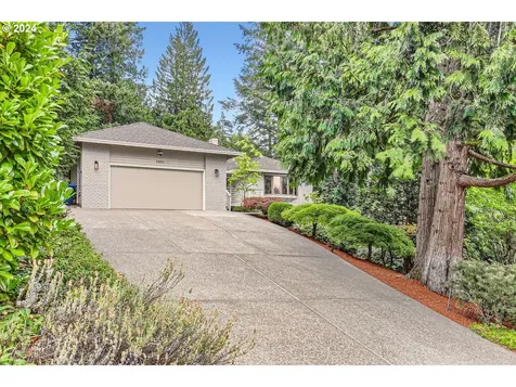 2604 Sw 64th Place Portland OR 97225