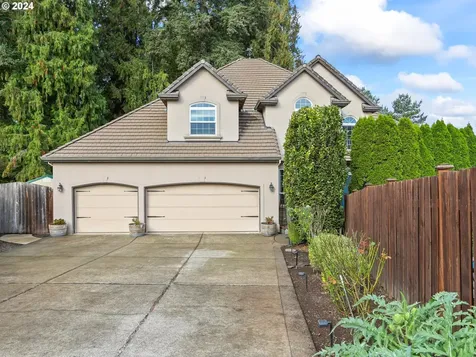 1847 N Teakwood Circle Canby OR 97013