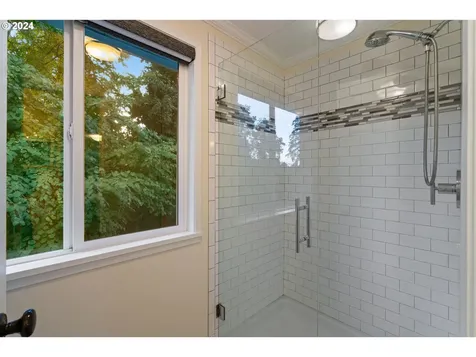 8365 SW Carmel Court Portland OR 97223