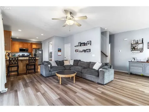 37827 Hamilton Ridge Drive Sandy OR 97055