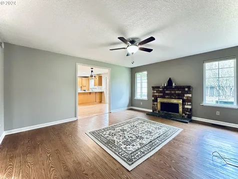 350 Hollyberry Street Woodland WA 98674