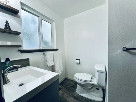 350 Hollyberry Street Woodland WA 98674