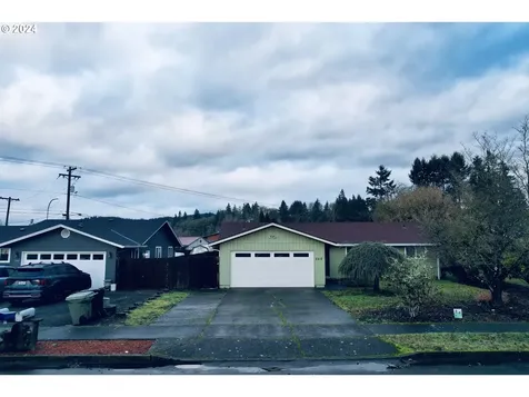 350 Hollyberry Street Woodland WA 98674