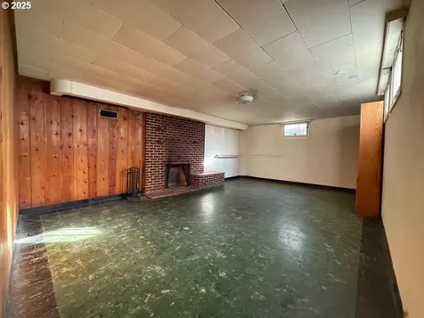 3320 SW Scholls Ferry Road Portland OR 97221
