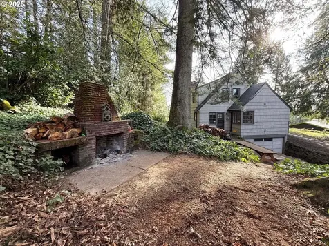 3320 SW Scholls Ferry Road Portland OR 97221