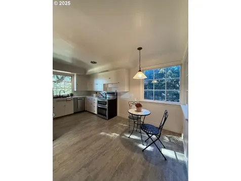 3320 SW Scholls Ferry Road Portland OR 97221