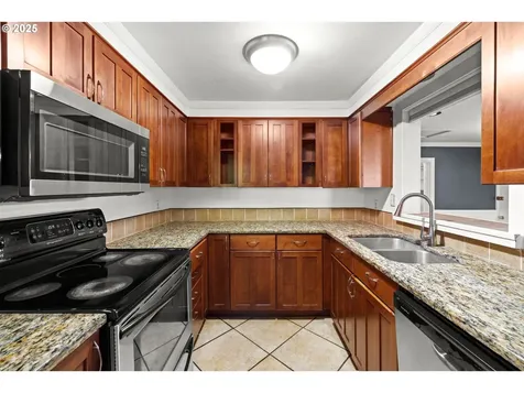 18021 Tualata Avenue Lake Oswego OR 97035