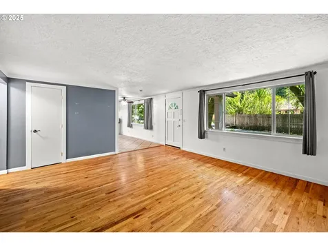 18021 Tualata Avenue Lake Oswego OR 97035