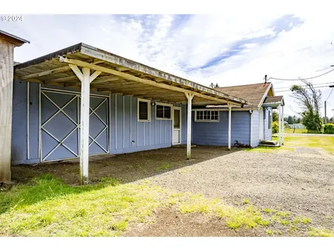 7185 Vaughn Road Tillamook OR 97141