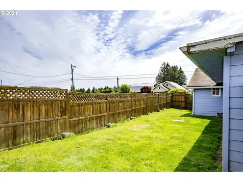7185 Vaughn Road Tillamook OR 97141