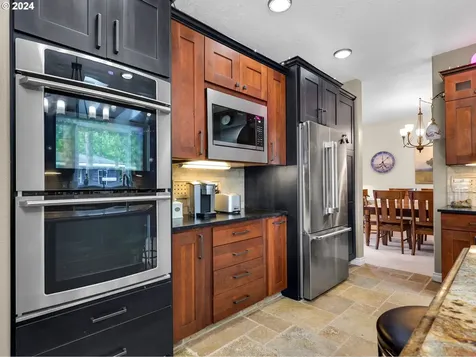 92068 Drucker Place Astoria OR 97103