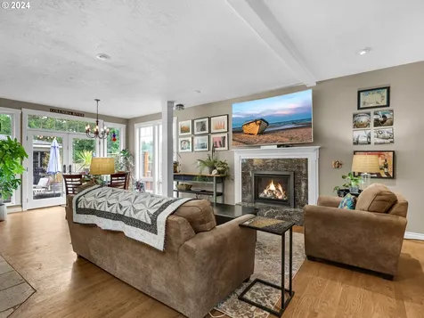 92068 Drucker Place Astoria OR 97103