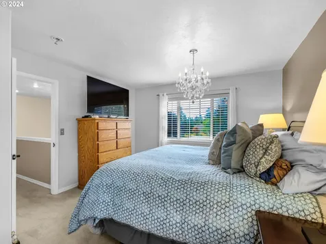 92068 Drucker Place Astoria OR 97103