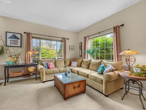 92068 Drucker Place Astoria OR 97103