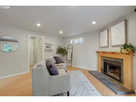 17547 SW Beaver Court Beaverton OR 97003