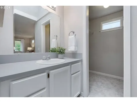 17547 SW Beaver Court Beaverton OR 97003