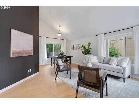 17547 SW Beaver Court Beaverton OR 97003