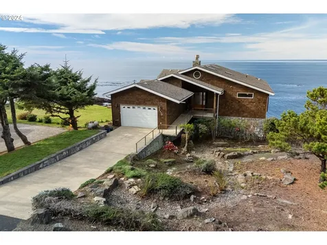 3475 Rocky Creek Avenue Depoe Bay OR 97341