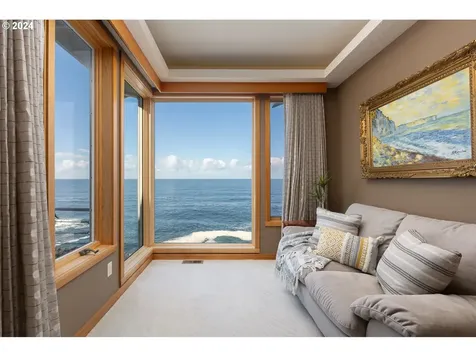 3475 Rocky Creek Avenue Depoe Bay OR 97341