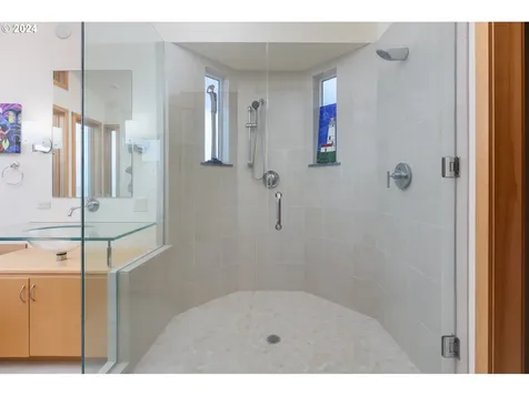 3475 Rocky Creek Avenue Depoe Bay OR 97341