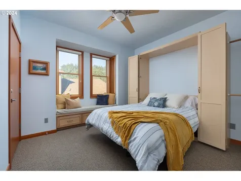 3475 Rocky Creek Avenue Depoe Bay OR 97341