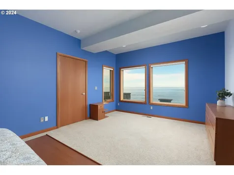 3475 Rocky Creek Avenue Depoe Bay OR 97341