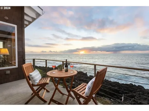 3475 Rocky Creek Avenue Depoe Bay OR 97341