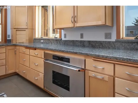 3475 Rocky Creek Avenue Depoe Bay OR 97341