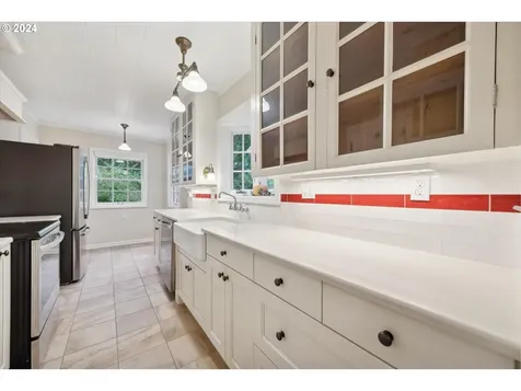 8420 SW Birchwood Road Portland OR 97225