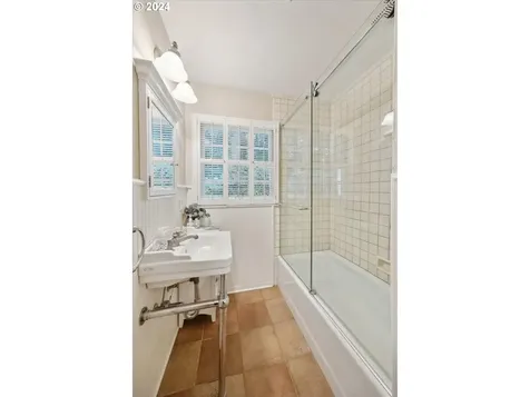 8420 SW Birchwood Road Portland OR 97225