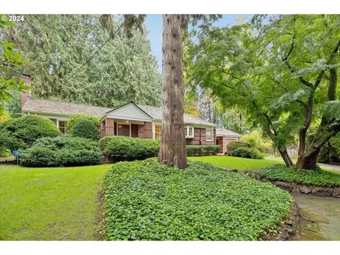 8420 SW Birchwood Road Portland OR 97225