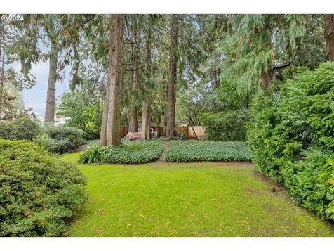 8420 SW Birchwood Road Portland OR 97225