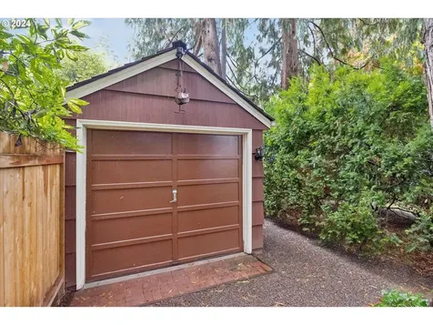 8420 SW Birchwood Road Portland OR 97225
