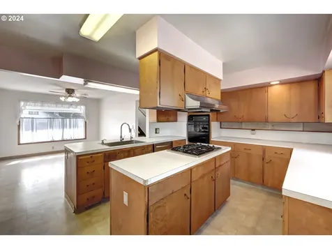 1259 NW Connell Avenue Hillsboro OR 97124