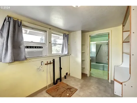 1259 NW Connell Avenue Hillsboro OR 97124