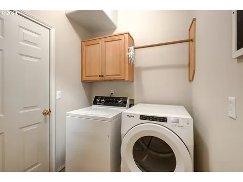 1612 Ne Parkside Drive Hillsboro OR 97124