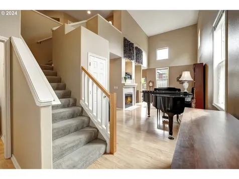1612 Ne Parkside Drive Hillsboro OR 97124