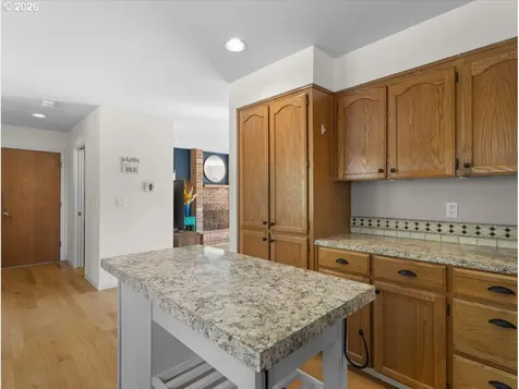 684 NE Goldie Drive Hillsboro OR 97124