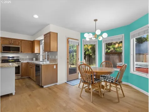 684 NE Goldie Drive Hillsboro OR 97124