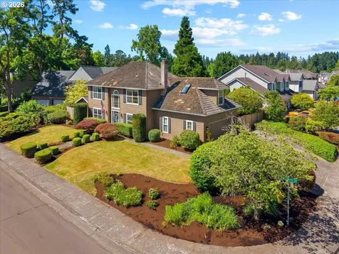 684 NE Goldie Drive Hillsboro OR 97124